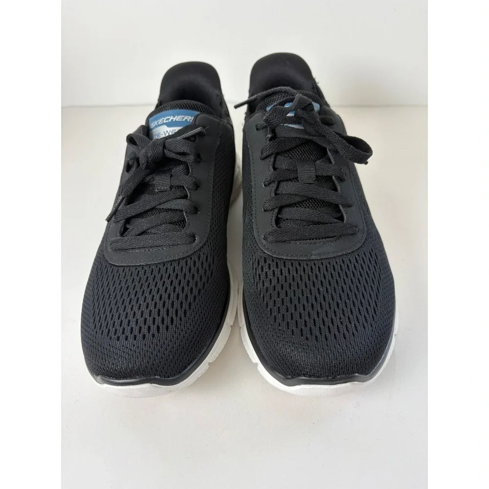 Skechers Hands Free Swift Fit Women's Size‎ 8 Black White Memory Foam Sneakers